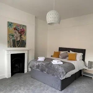 Apartment Winchcombe Street, Cheltenham